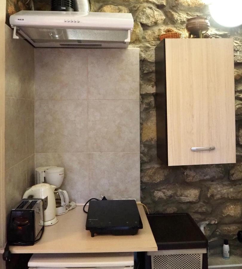 Authentic Guest Stay In The Heart Of Veliko Tarnovo Студио С Изглед Към Царевец Exterior foto